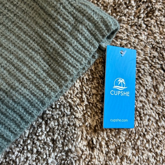 Cupshe knit green sweater dress - Picture 3 of 5